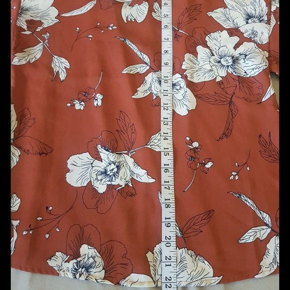 Sienna Sky Womens Blouse Size XS Floral Print Tiered Ruffle Sleeve Button Flawed - Picture 7 of 15